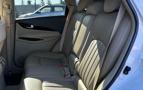 Infiniti QX50 I рестайлинг, 2013 год, 1 635 000 рублей, 26 фотография