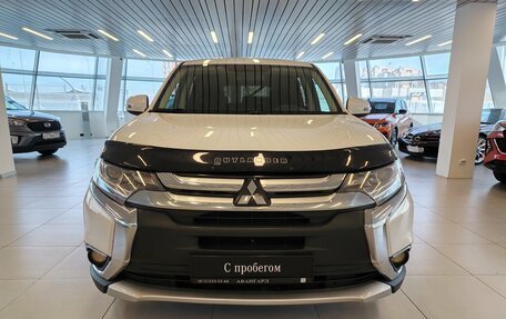 Mitsubishi Outlander III рестайлинг 3, 2018 год, 1 849 000 рублей, 3 фотография