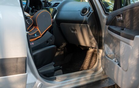 Suzuki SX4 II рестайлинг, 2010 год, 640 000 рублей, 13 фотография