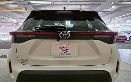 Toyota Yaris Cross, 2022 год, 1 520 000 рублей, 5 фотография