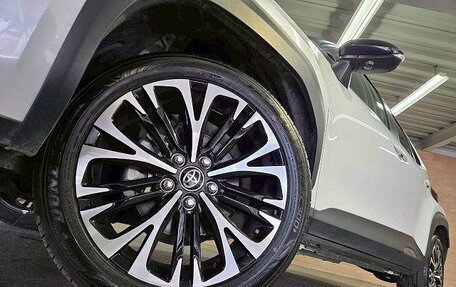 Toyota Yaris Cross, 2022 год, 1 520 000 рублей, 18 фотография