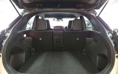 Toyota Yaris Cross, 2022 год, 1 520 000 рублей, 23 фотография