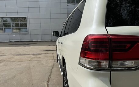 Toyota Land Cruiser 200, 2019 год, 6 350 000 рублей, 7 фотография
