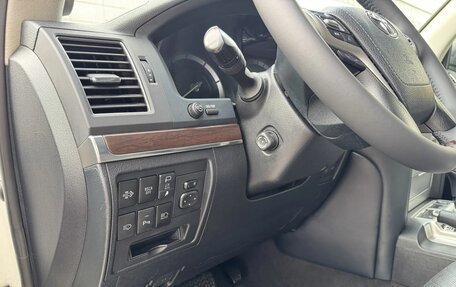Toyota Land Cruiser 200, 2019 год, 6 350 000 рублей, 13 фотография