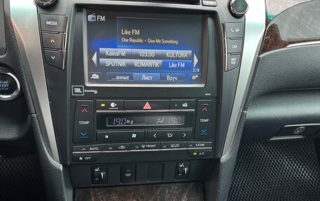 Toyota Camry, 2016 год, 2 300 000 рублей, 10 фотография