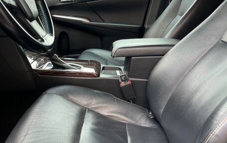 Toyota Camry, 2016 год, 2 300 000 рублей, 15 фотография
