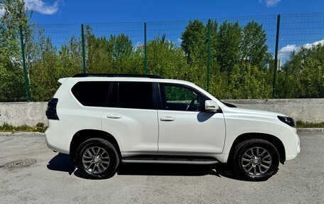 Toyota Land Cruiser Prado 150 рестайлинг 2, 2016 год, 3 800 000 рублей, 4 фотография
