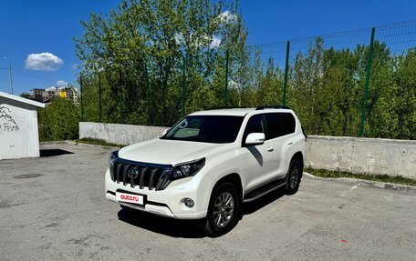 Toyota Land Cruiser Prado 150 рестайлинг 2, 2016 год, 3 800 000 рублей, 6 фотография