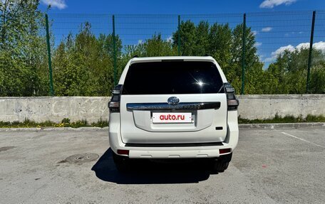 Toyota Land Cruiser Prado 150 рестайлинг 2, 2016 год, 3 800 000 рублей, 9 фотография