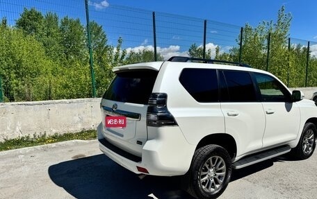 Toyota Land Cruiser Prado 150 рестайлинг 2, 2016 год, 3 800 000 рублей, 8 фотография
