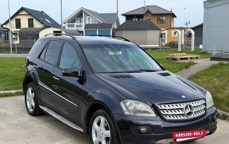 Mercedes-Benz M-Класс, 2005 год, 965 000 рублей, 2 фотография