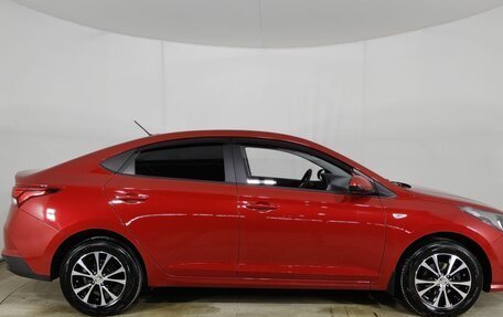 Hyundai Solaris II рестайлинг, 2021 год, 1 570 000 рублей, 8 фотография