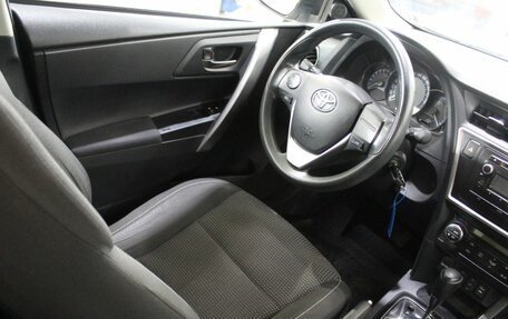 Toyota Auris II, 2013 год, 1 399 000 рублей, 14 фотография