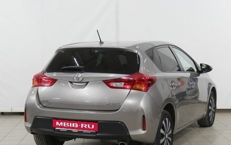 Toyota Auris II, 2013 год, 1 399 000 рублей, 6 фотография