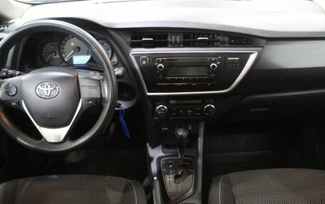 Toyota Auris II, 2013 год, 1 399 000 рублей, 19 фотография