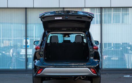 Toyota Highlander, 2026 год, 4 990 000 рублей, 26 фотография