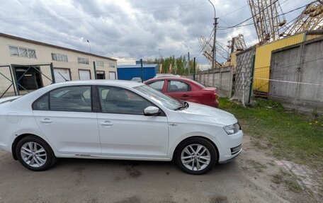 Skoda Rapid I, 2019 год, 900 000 рублей, 3 фотография