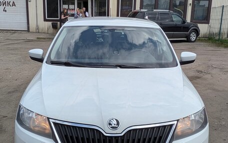 Skoda Rapid I, 2019 год, 900 000 рублей, 2 фотография