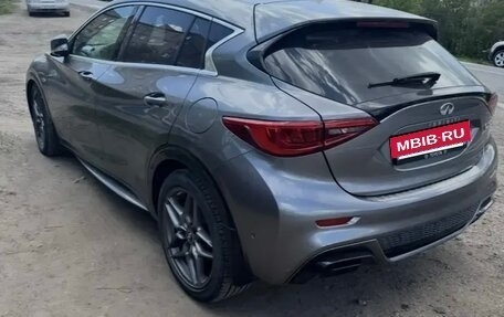 Infiniti QX30, 2016 год, 2 270 000 рублей, 3 фотография