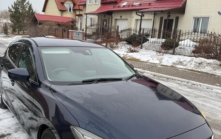 Mazda Axela, 2015 год, 1 380 000 рублей, 2 фотография