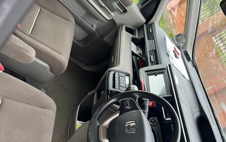 Honda Stepwgn IV, 2016 год, 1 390 000 рублей, 7 фотография