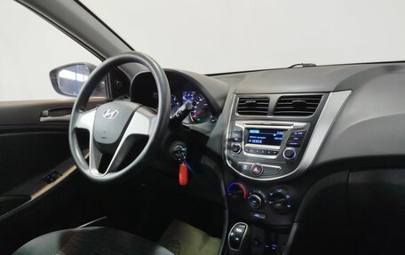 Hyundai Solaris II рестайлинг, 2016 год, 1 210 000 рублей, 14 фотография