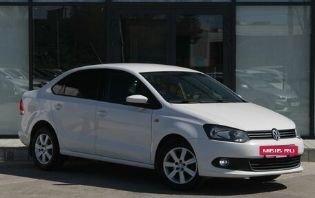 Volkswagen Polo VI (EU Market), 2012 год, 855 000 рублей, 3 фотография