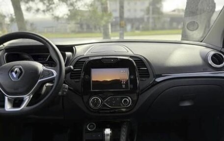 Renault Kaptur I рестайлинг, 2021 год, 1 570 000 рублей, 14 фотография