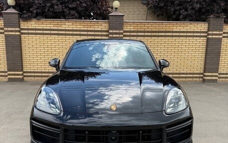 Porsche Cayenne III, 2022 год, 18 800 000 рублей, 2 фотография