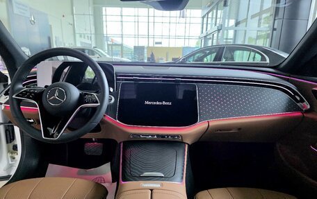 Mercedes-Benz E-Класс, 2024 год, 7 800 000 рублей, 11 фотография