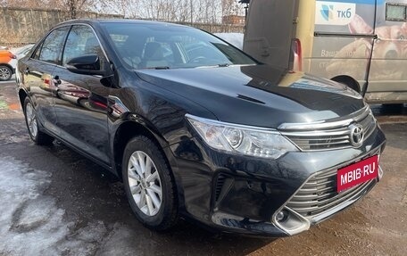 Toyota Camry, 2015 год, 1 870 000 рублей, 1 фотография