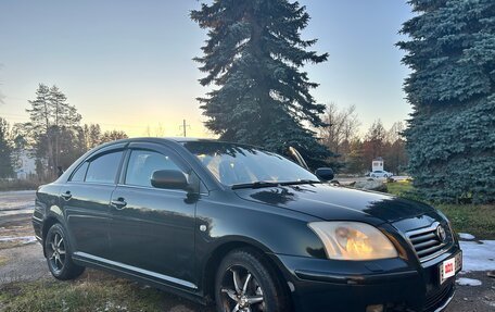 Toyota Avensis III рестайлинг, 2005 год, 540 000 рублей, 2 фотография