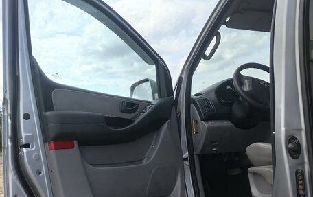 Hyundai Grand Starex Grand Starex I рестайлинг 2, 2016 год, 2 150 000 рублей, 17 фотография