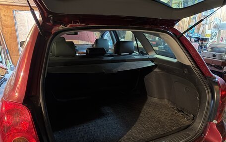 Toyota Avensis III рестайлинг, 2005 год, 850 000 рублей, 8 фотография