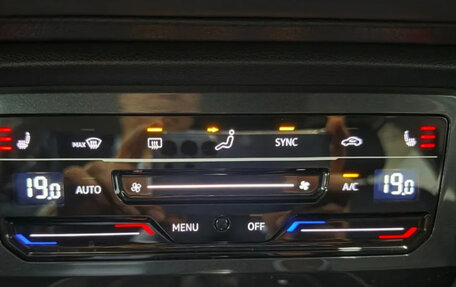 Volkswagen Tiguan II, 2022 год, 3 230 177 рублей, 10 фотография