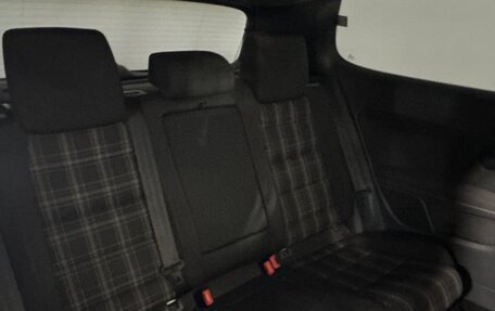Volkswagen Golf GTI VII, 2010 год, 1 190 700 рублей, 15 фотография