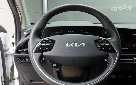 KIA Niro, 2022 год, 1 930 000 рублей, 7 фотография