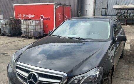 Mercedes-Benz E-Класс, 2013 год, 1 550 000 рублей, 2 фотография