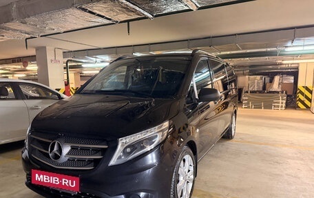 Mercedes-Benz Vito, 2016 год, 3 000 000 рублей, 2 фотография