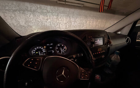 Mercedes-Benz Vito, 2016 год, 3 000 000 рублей, 12 фотография