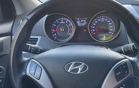 Hyundai Elantra V, 2013 год, 940 000 рублей, 8 фотография
