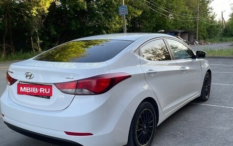 Hyundai Elantra V, 2013 год, 940 000 рублей, 3 фотография