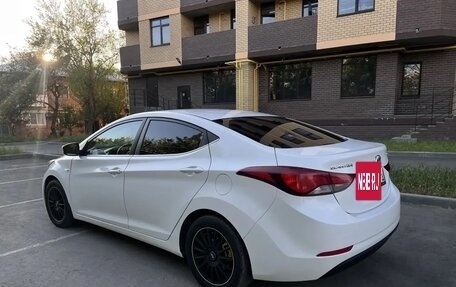 Hyundai Elantra V, 2013 год, 940 000 рублей, 2 фотография