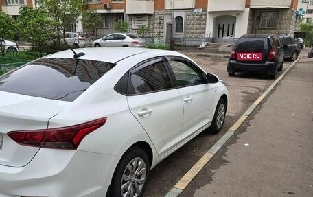 Hyundai Solaris II рестайлинг, 2019 год, 580 000 рублей, 5 фотография
