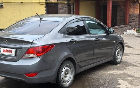 Hyundai Solaris II рестайлинг, 2013 год, 820 000 рублей, 6 фотография