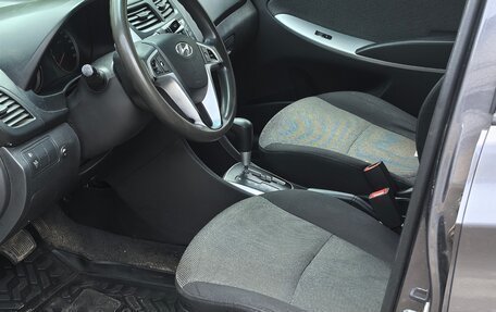 Hyundai Solaris II рестайлинг, 2013 год, 820 000 рублей, 8 фотография
