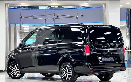 Mercedes-Benz V-Класс, 2026 год, 13 700 000 рублей, 8 фотография