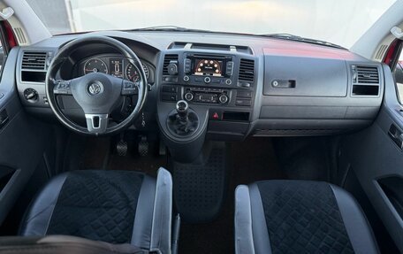 Volkswagen Caravelle T5, 2010 год, 1 980 000 рублей, 7 фотография