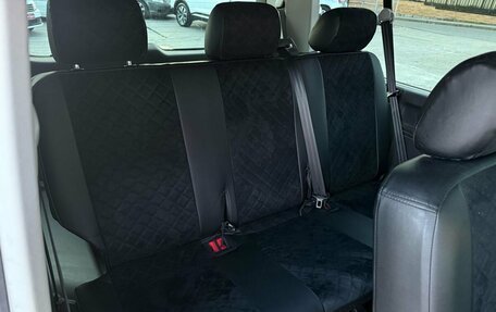 Volkswagen Caravelle T5, 2010 год, 1 980 000 рублей, 11 фотография