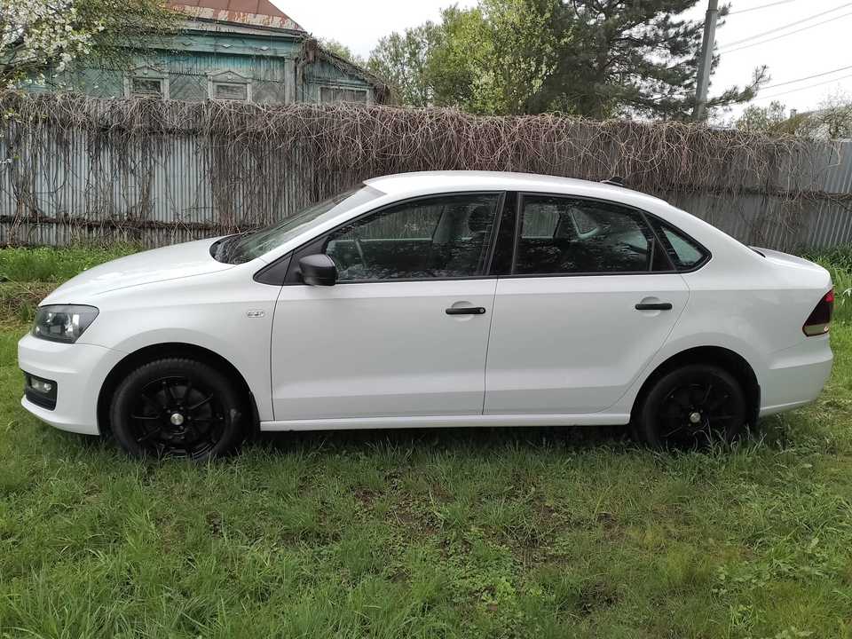 Volkswagen Polo V рестайлинг, 2019 год, 1 349 000 рублей, 32 фотография